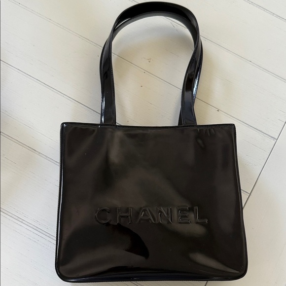 CHANEL Handbags - CHANEL tote bag